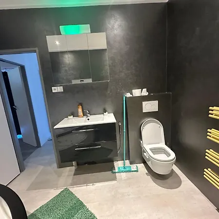 Exkluzivni Prostorny Apartment